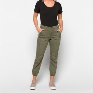 Olive twill cargo joggers with elastic.
